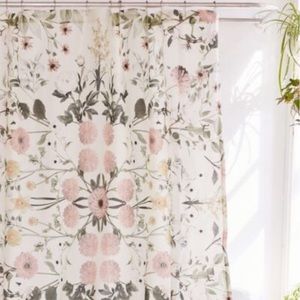 UO Urban Outfitters floral shower curtain